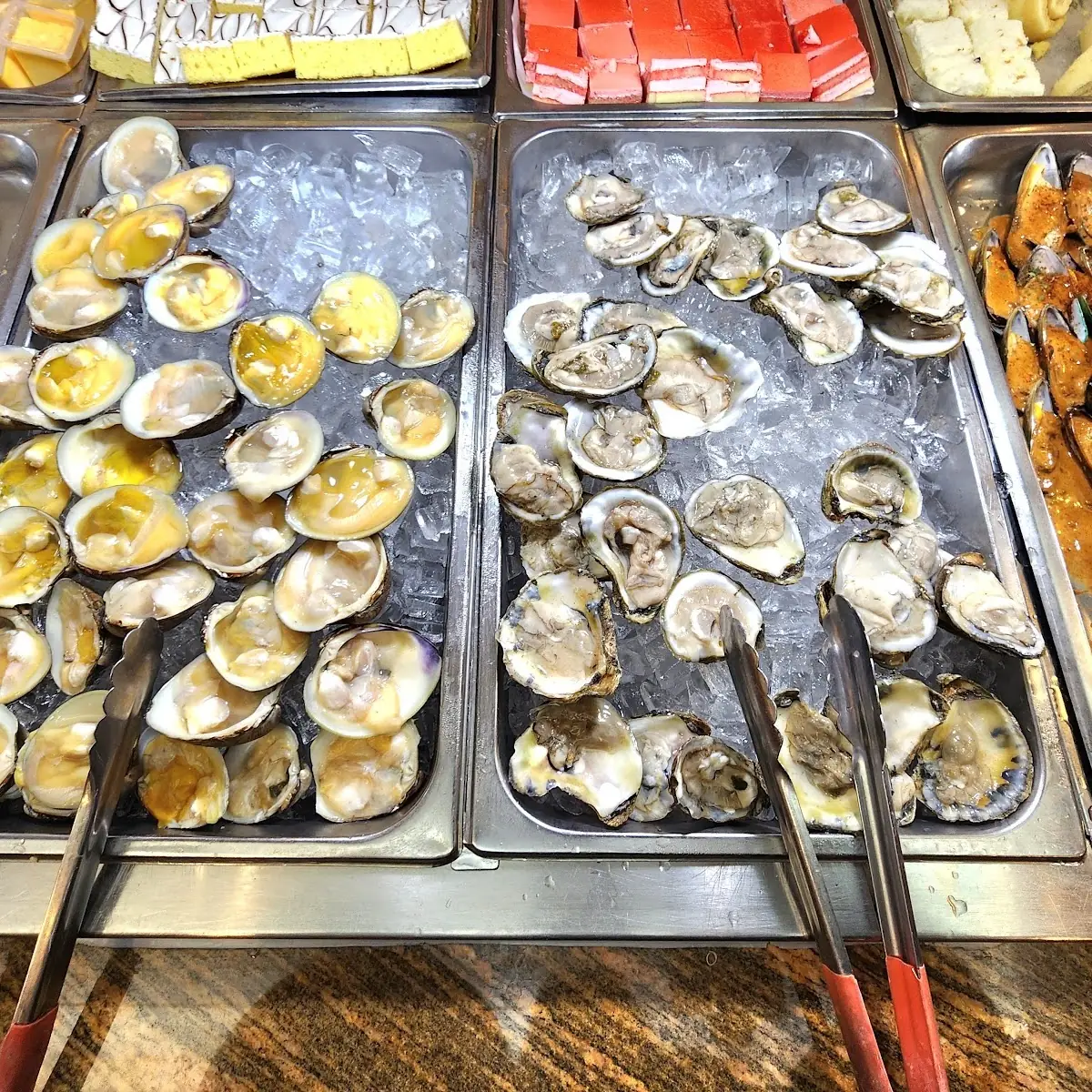 Clams on the Half Shell 蛤蜊